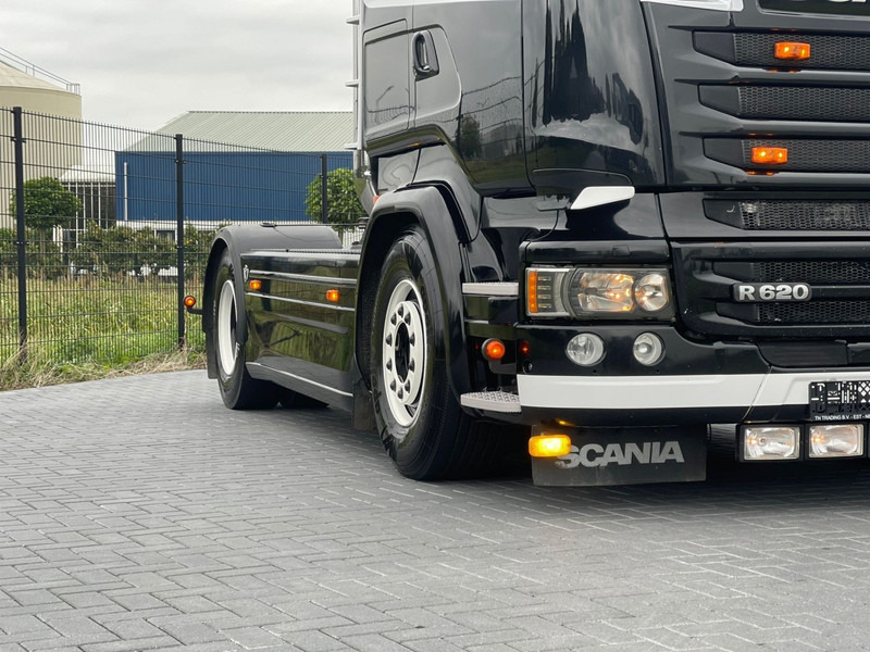 Scania R520 SHOW TRUCK, RETARDER, LEATHER SEATS, MANUEL! - Nyergesvontató: 5 kép. Scania R520 SHOW TRUCK, RETARDER, LEATHER SEATS, MANUEL! - Nyergesvontató: 5 kép.