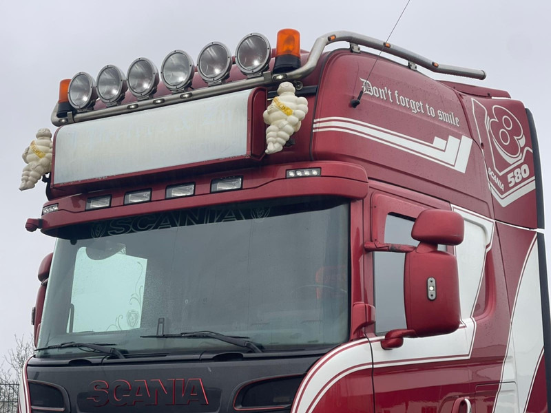 Scania R580 V8 SILVER GRIFFIN 66/100, LIMITED EDITION, FULL AIR, RETARDER. - Nyergesvontató: 5 kép. Scania R580 V8 SILVER GRIFFIN 66/100, LIMITED EDITION, FULL AIR, RETARDER. - Nyergesvontató: 5 kép.