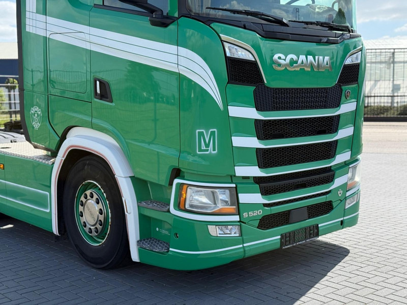 Scania S520 V8 NGS NO EGR, 2.95WB, FULL SPOILER, RETARDER, FULL AIR. - Nyergesvontató: 5 kép. Scania S520 V8 NGS NO EGR, 2.95WB, FULL SPOILER, RETARDER, FULL AIR. - Nyergesvontató: 5 kép.