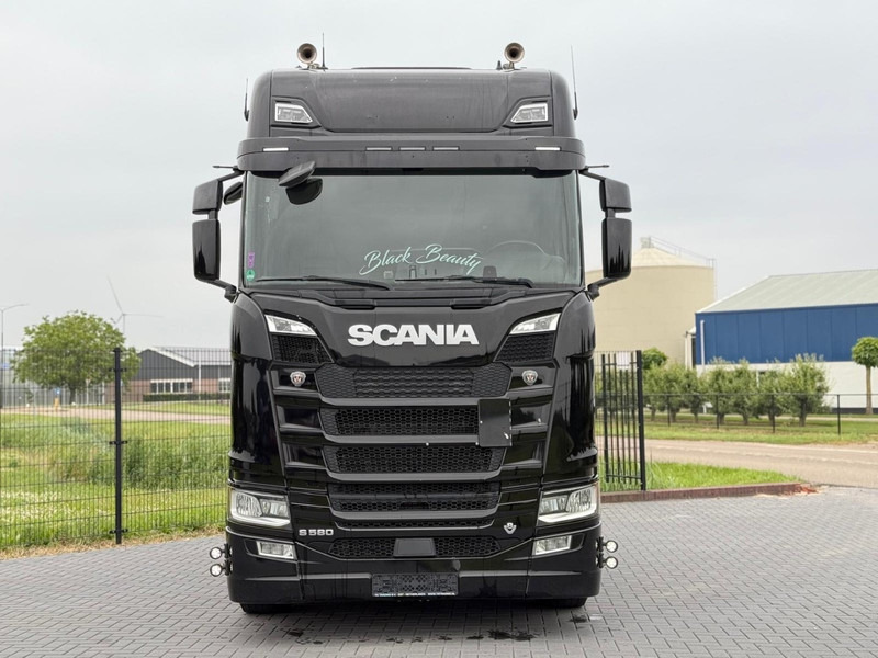 Scania S580 V8 NGS RETARDER, LEATHER, 2X TANK, TOP CONDITION! - Nyergesvontató: 4 kép. Scania S580 V8 NGS RETARDER, LEATHER, 2X TANK, TOP CONDITION! - Nyergesvontató: 4 kép.