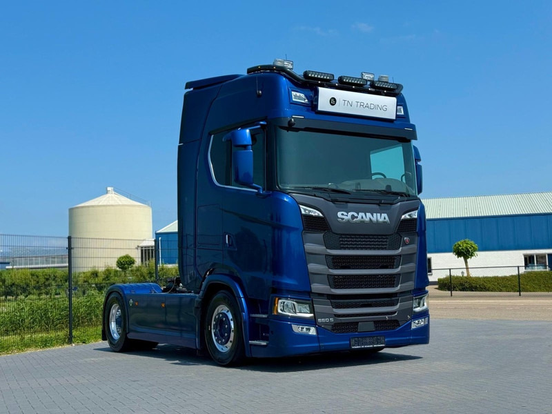 Scania S660 FULL AIR, ALCOA, LEATHER, HYDRAULIC, LIKE NEW. - Nyergesvontató: 1 kép. Scania S660 FULL AIR, ALCOA, LEATHER, HYDRAULIC, LIKE NEW. - Nyergesvontató: 1 kép.