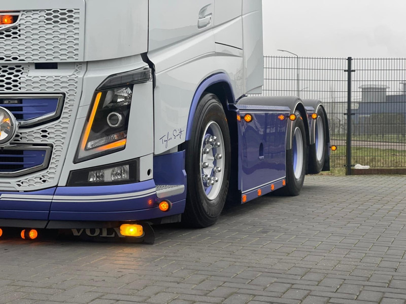 Volvo FH 16.750 SHOW TRUCK, FULL AIR, WB 3,10, SPECIAL INTERIOR, FULL! - Nyergesvontató: 5 kép. Volvo FH 16.750 SHOW TRUCK, FULL AIR, WB 3,10, SPECIAL INTERIOR, FULL! - Nyergesvontató: 5 kép.