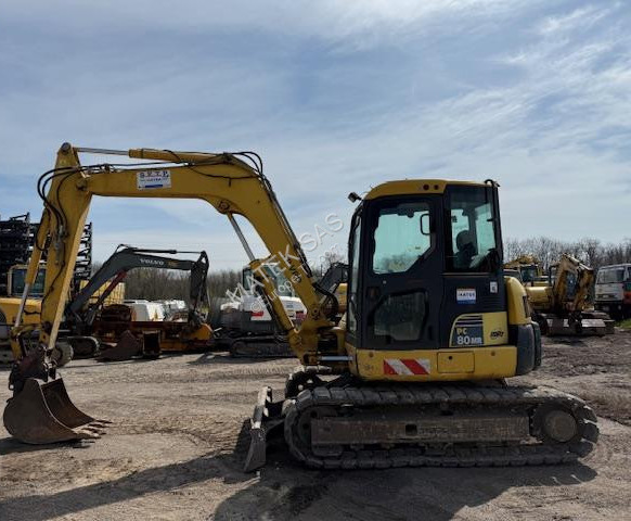 Komatsu PC80MR 3 PC80MR-3 - Minikotró: 5 kép. Komatsu PC80MR 3 PC80MR-3 - Minikotró: 5 kép.