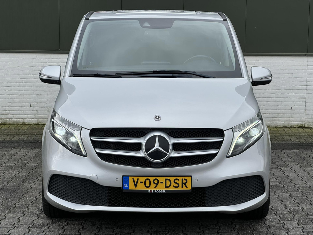 Mercedes-Benz V-Klasse-300d Lang DC 9G Avantgarde Leder Elektrische klep 2x Schuifdeur Trekhaak afneembaar - Duplakabinos kisteherautó: 5 kép. Mercedes-Benz V-Klasse-300d Lang DC 9G Avantgarde Leder Elektrische klep 2x Schuifdeur Trekhaak afneembaar - Duplakabinos kisteherautó: 5 kép.