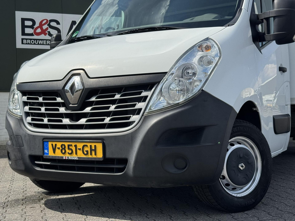 Renault Master-T35 2.3 dCi L3H2 Laadklep Airco Cruise Bluetooth Navigatie systeem - Dobozos kisteherautó: 3 kép. Renault Master-T35 2.3 dCi L3H2 Laadklep Airco Cruise Bluetooth Navigatie systeem - Dobozos kisteherautó: 3 kép.