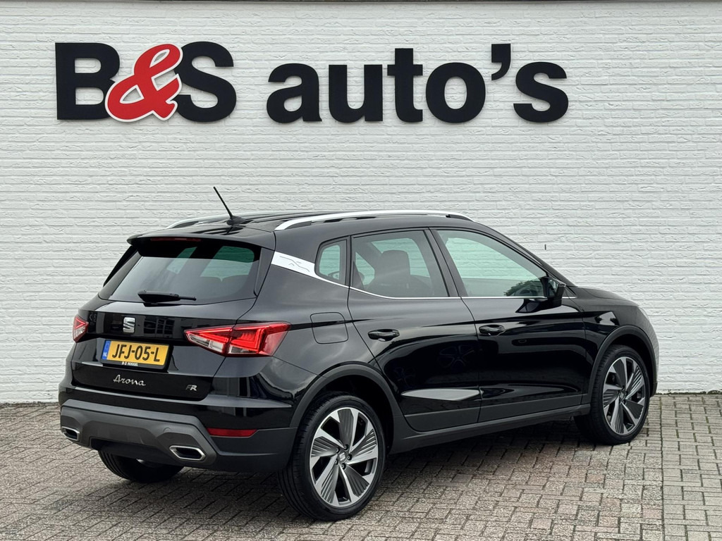 SEAT Arona-1.0 TSI FR Business Connect Adaptive Cruise Climate control Full LED Apple Carplay Parkeersensor achter - Terepjáró/ SUV: 2 kép. SEAT Arona-1.0 TSI FR Business Connect Adaptive Cruise Climate control Full LED Apple Carplay Parkeersensor achter - Terepjáró/ SUV: 2 kép.
