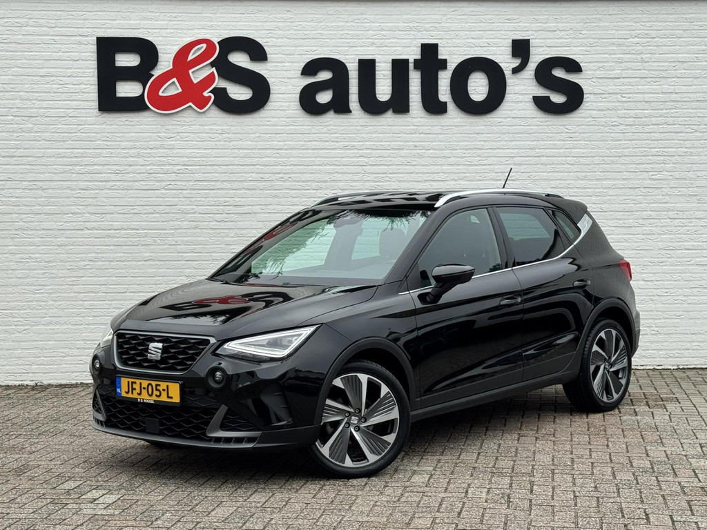 SEAT Arona-1.0 TSI FR Business Connect Adaptive Cruise Climate control Full LED Apple Carplay Parkeersensor achter - Terepjáró/ SUV: 1 kép. SEAT Arona-1.0 TSI FR Business Connect Adaptive Cruise Climate control Full LED Apple Carplay Parkeersensor achter - Terepjáró/ SUV: 1 kép.