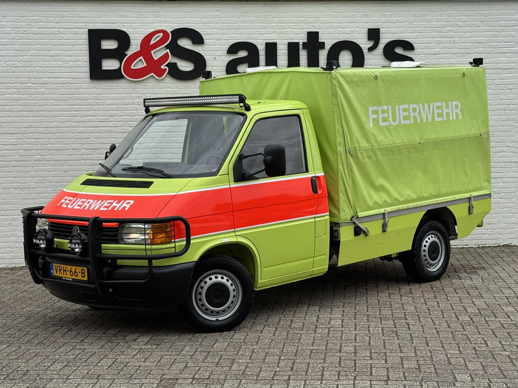 Volkswagen Transporter-2.5 5-cilinder benzine 4x4 syncro ex Zwitserse brandweer Trekhaak Verstralers Laadruimte ventilatie - Ponyvás kisteherautó: 1 kép. Volkswagen Transporter-2.5 5-cilinder benzine 4x4 syncro ex Zwitserse brandweer Trekhaak Verstralers Laadruimte ventilatie - Ponyvás kisteherautó: 1 kép.