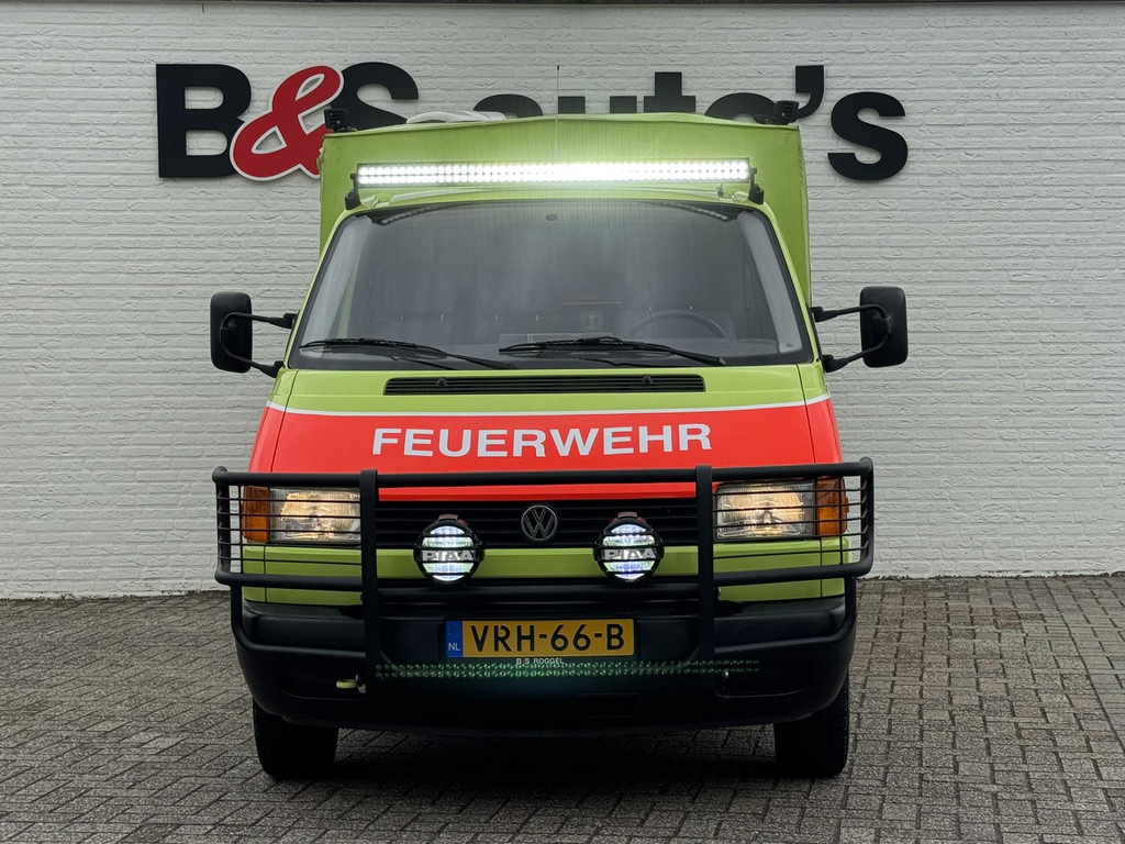 Volkswagen Transporter-2.5 5-cilinder benzine 4x4 syncro ex Zwitserse brandweer Trekhaak Verstralers Laadruimte ventilatie - Ponyvás kisteherautó: 3 kép. Volkswagen Transporter-2.5 5-cilinder benzine 4x4 syncro ex Zwitserse brandweer Trekhaak Verstralers Laadruimte ventilatie - Ponyvás kisteherautó: 3 kép.
