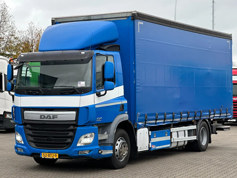 DAF CF 370 Euro 6 / BDF / Laadklep / New Tacho *New Apk* - Cserefelépítményes teherautó: 2 kép. DAF CF 370 Euro 6 / BDF / Laadklep / New Tacho *New Apk* - Cserefelépítményes teherautó: 2 kép.