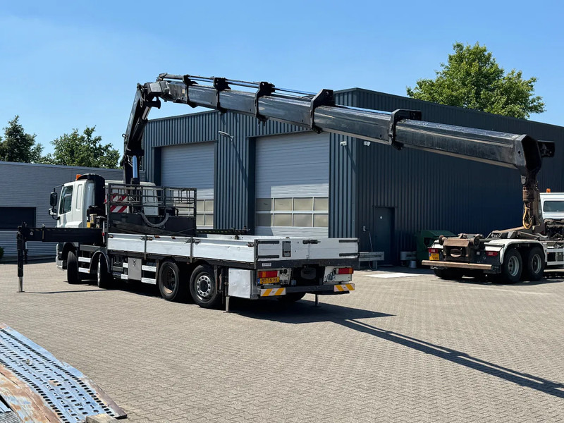 DAF CF 85.360 8x2*6 HIAB 42T/m Crane - Darus autó: 3 kép. DAF CF 85.360 8x2*6 HIAB 42T/m Crane - Darus autó: 3 kép.