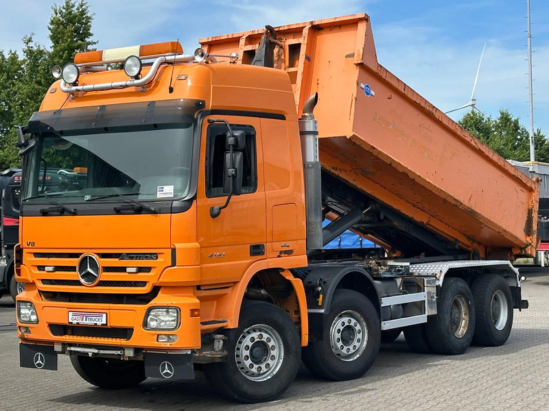 Mercedes-Benz Actros 4151 V8 8x4 Full Steel / Big Axles / Hooklift - Horgos rakodó teherautó: 1 kép. Mercedes-Benz Actros 4151 V8 8x4 Full Steel / Big Axles / Hooklift - Horgos rakodó teherautó: 1 kép.