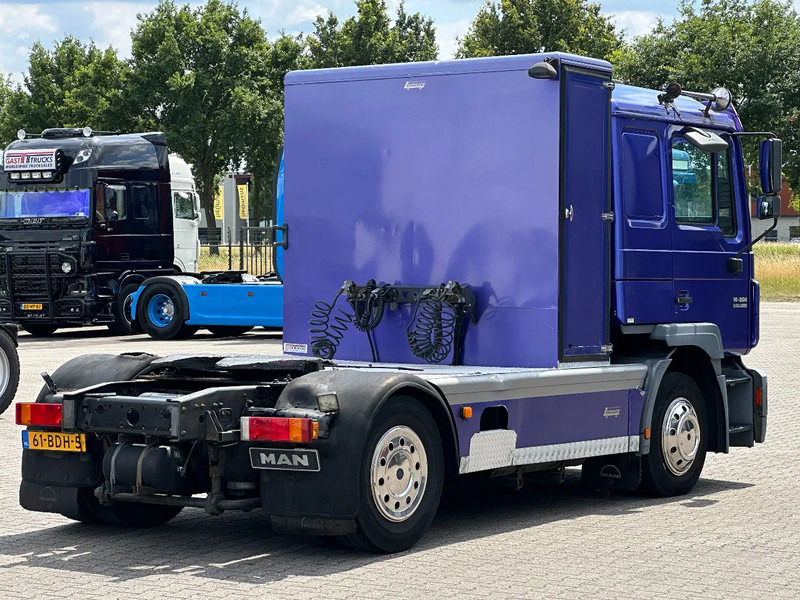 MAN 14.224 4x2 Euro 2 / 6 Cilinder / Manual / 290Tkm! - Nyergesvontató: 3 kép. MAN 14.224 4x2 Euro 2 / 6 Cilinder / Manual / 290Tkm! - Nyergesvontató: 3 kép.