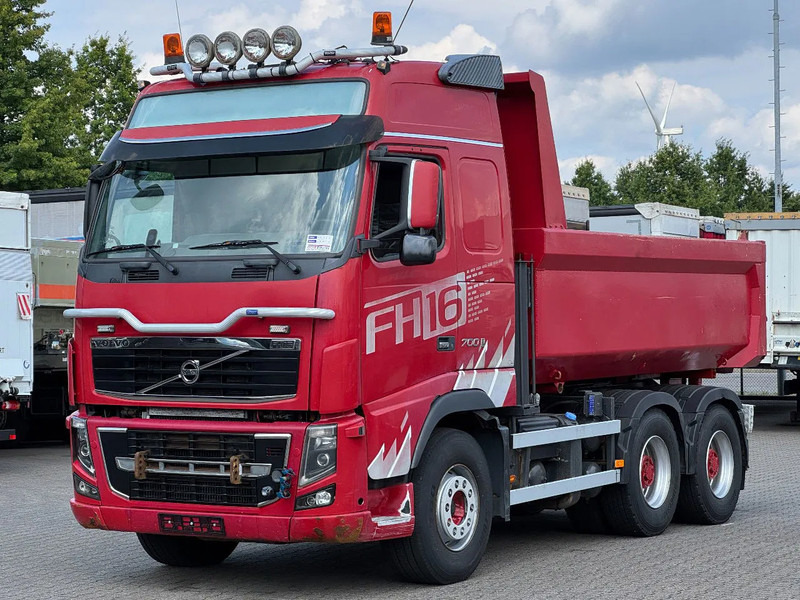 Volvo FH 16.700 6x4 Tipper And Tractor Combi / Retarder / Euro 5 - Nyergesvontató: 4 kép. Volvo FH 16.700 6x4 Tipper And Tractor Combi / Retarder / Euro 5 - Nyergesvontató: 4 kép.