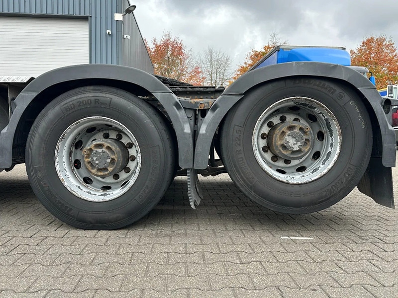 Volvo FH 540 6x4 Big Axle / Retarder / Lift-Axle / 2 Tank / Hydraulics - Nyergesvontató: 2 kép. Volvo FH 540 6x4 Big Axle / Retarder / Lift-Axle / 2 Tank / Hydraulics - Nyergesvontató: 2 kép.