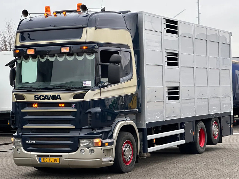 Scania R420 6x2 Topline / 3 Stock Animal Transport / Retarder / Euro 5 - Állatszállító teherautó: 1 kép. Scania R420 6x2 Topline / 3 Stock Animal Transport / Retarder / Euro 5 - Állatszállító teherautó: 1 kép.