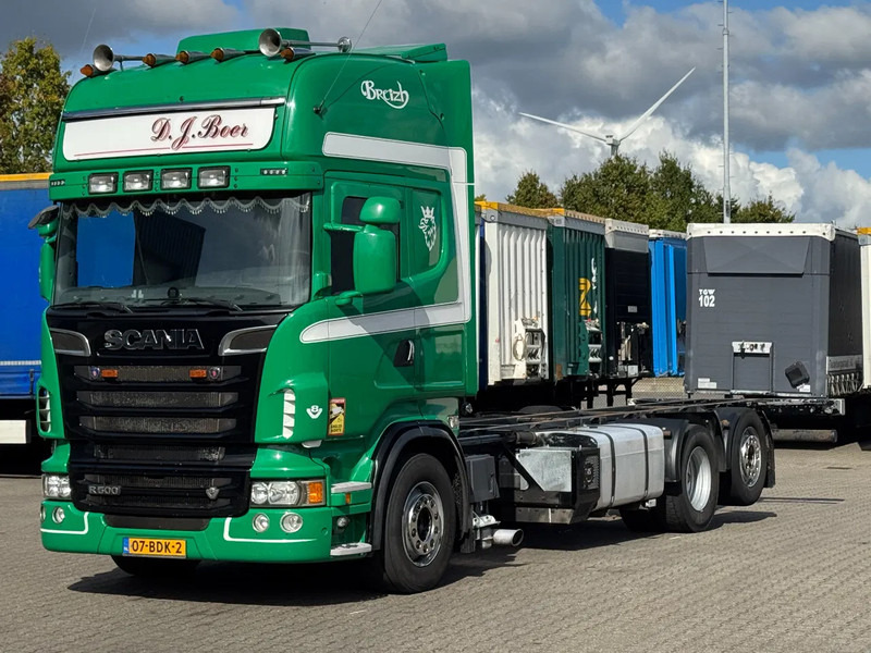 Scania R500 V8 6x2 Retarder Chassis WB 5.10 - Alvaz teherautó: 1 kép. Scania R500 V8 6x2 Retarder Chassis WB 5.10 - Alvaz teherautó: 1 kép.