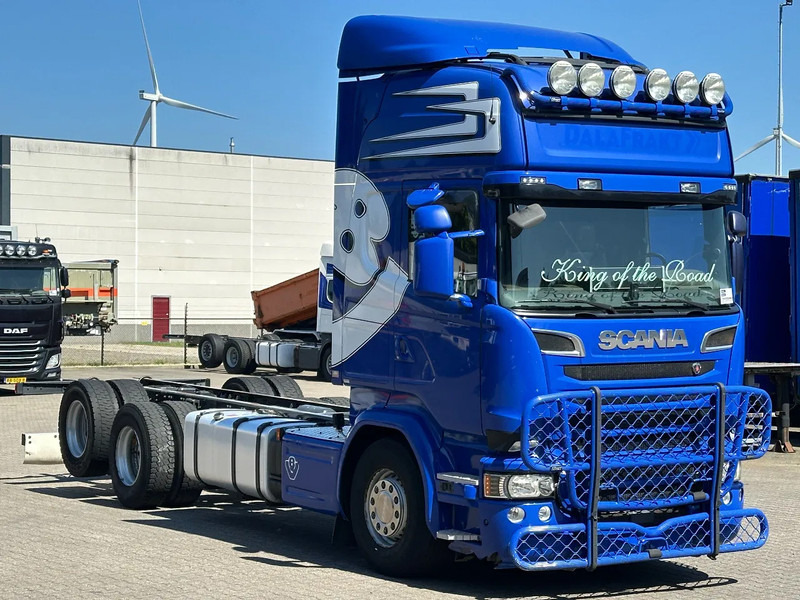 Scania R580 V8 6X2 Chassis WB 4.70mtr Retarder Topline Euro 6 - Alvaz teherautó: 2 kép. Scania R580 V8 6X2 Chassis WB 4.70mtr Retarder Topline Euro 6 - Alvaz teherautó: 2 kép.