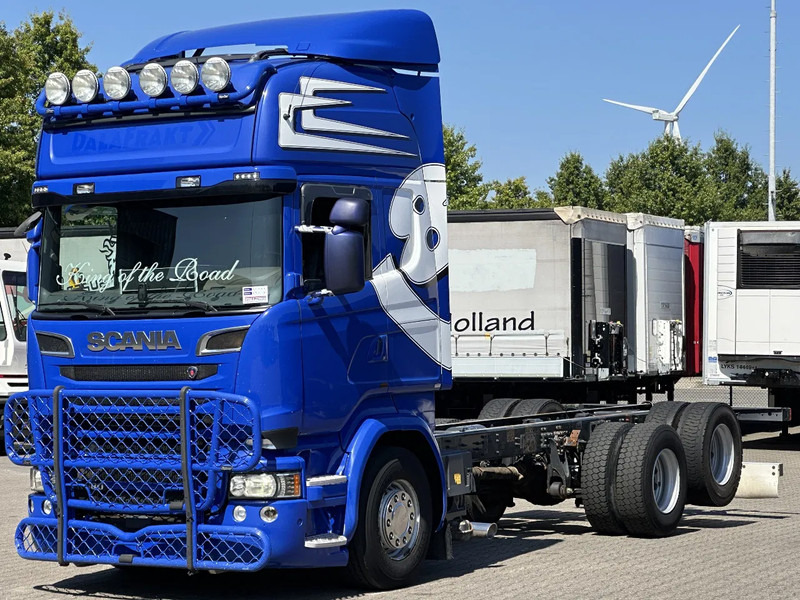Scania R580 V8 6X2 Chassis WB 4.70mtr Retarder Topline Euro 6 - Alvaz teherautó: 1 kép. Scania R580 V8 6X2 Chassis WB 4.70mtr Retarder Topline Euro 6 - Alvaz teherautó: 1 kép.