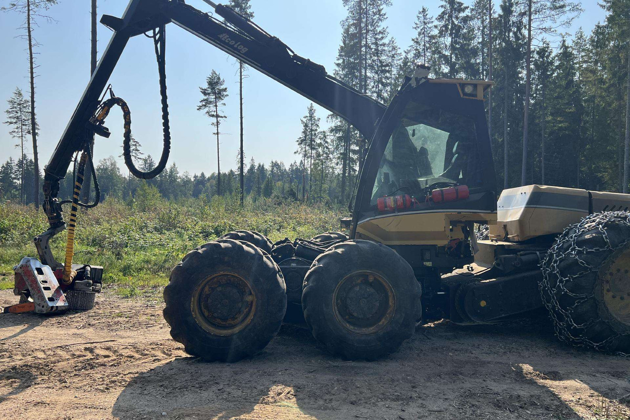 Eco Log 580C - Fakitermelő gép: 3 kép. Eco Log 580C - Fakitermelő gép: 3 kép.