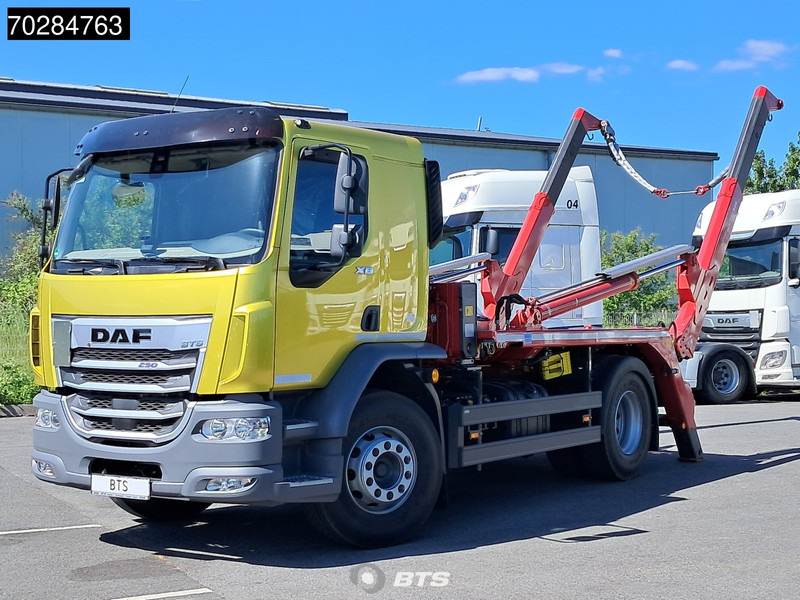 DAF XB 290 4X2 NEW 12tons Meiller AK12-MT Absetzkipper Automatic Euro 6 - Konténerszállító: 1 kép. DAF XB 290 4X2 NEW 12tons Meiller AK12-MT Absetzkipper Automatic Euro 6 - Konténerszállító: 1 kép.