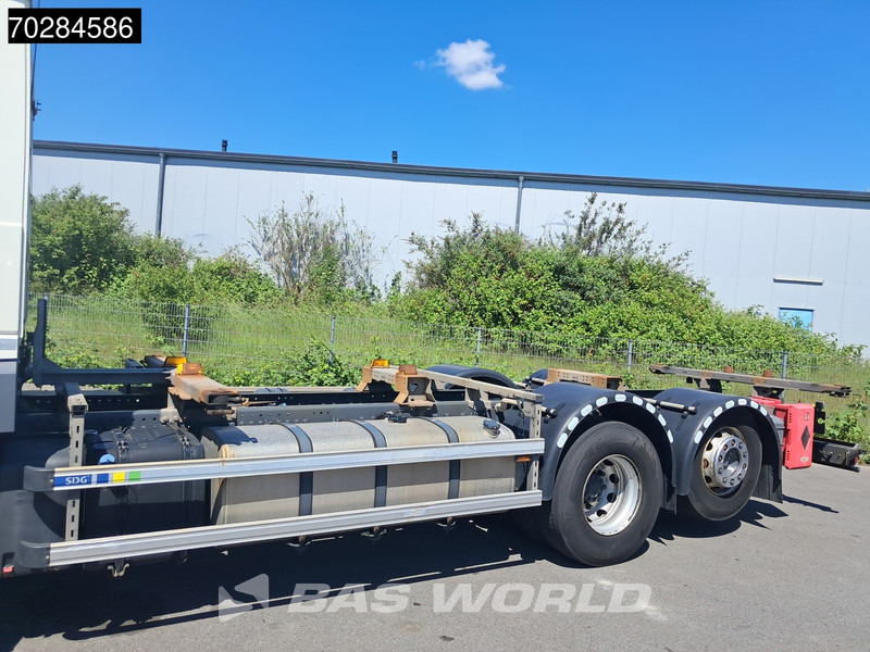 Cserefelépítményes teherautó DAF XF 450 6X2 BDF SSC Retarder 2x Tanks Liftachse Standklima LED ACC Euro 6: 11 kép. Cserefelépítményes teherautó DAF XF 450 6X2 BDF SSC Retarder 2x Tanks Liftachse Standklima LED ACC Euro 6: 11 kép.
