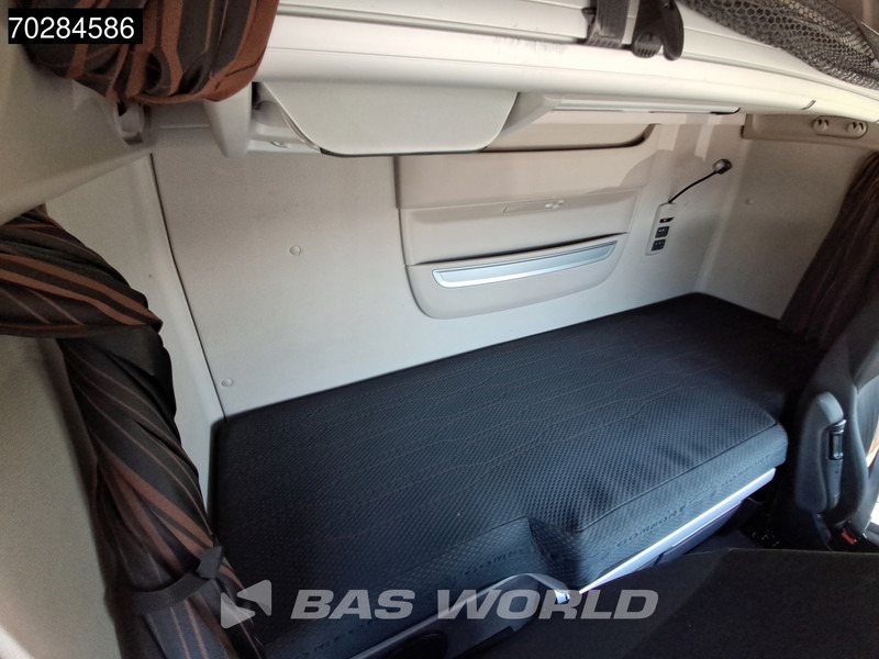 Cserefelépítményes teherautó DAF XF 450 6X2 BDF SSC Retarder 2x Tanks Liftachse Standklima LED ACC Euro 6: 15 kép. Cserefelépítményes teherautó DAF XF 450 6X2 BDF SSC Retarder 2x Tanks Liftachse Standklima LED ACC Euro 6: 15 kép.