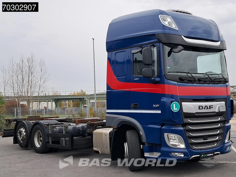 DAF XF 480 6X2 BDF Retarder SSC Lift+Steering Axle Automatic Euro 6 - Cserefelépítményes teherautó: 3 kép. DAF XF 480 6X2 BDF Retarder SSC Lift+Steering Axle Automatic Euro 6 - Cserefelépítményes teherautó: 3 kép.