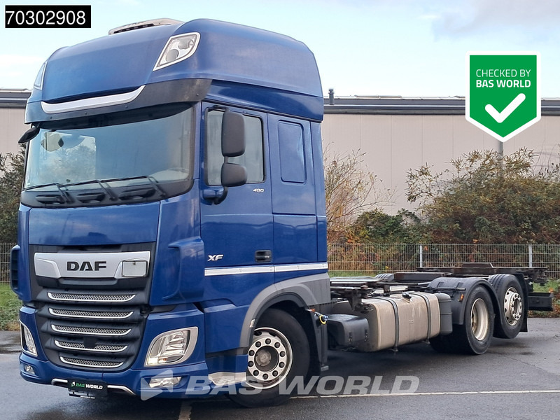 DAF XF 480 6X2 BDF Retarder SSC Lift+Steering Axle Automatic Euro 6 - Cserefelépítményes teherautó: 1 kép. DAF XF 480 6X2 BDF Retarder SSC Lift+Steering Axle Automatic Euro 6 - Cserefelépítményes teherautó: 1 kép.