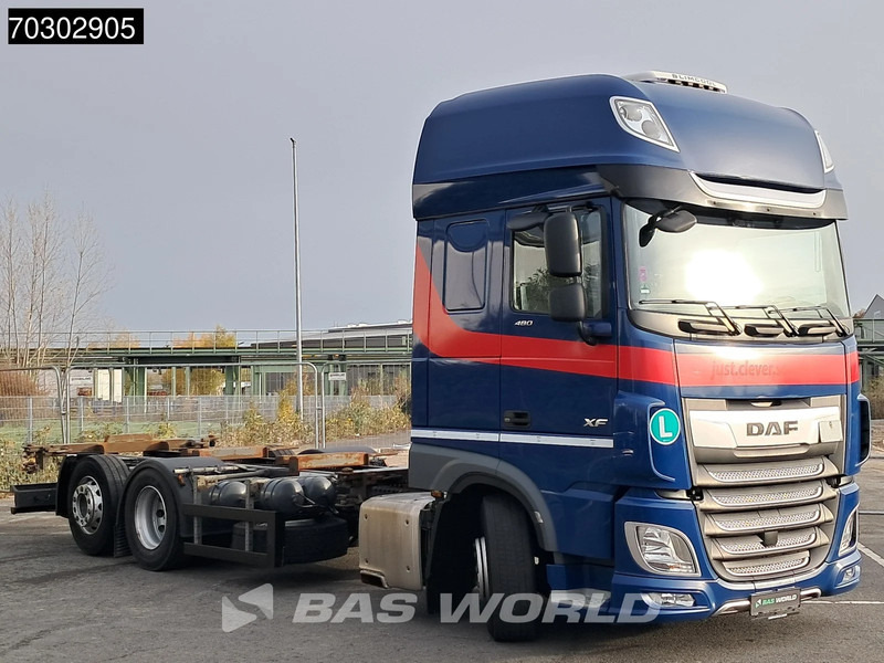 DAF XF 480 6X2 BDF Retarder SSC Lift+Steering Axle Automatic Euro 6 - Cserefelépítményes teherautó: 3 kép. DAF XF 480 6X2 BDF Retarder SSC Lift+Steering Axle Automatic Euro 6 - Cserefelépítményes teherautó: 3 kép.