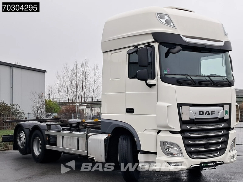 DAF XF 480 6X2 BDF SSC Retarder Lift+Steering Axle Automatic Euro 6 - Cserefelépítményes teherautó: 3 kép. DAF XF 480 6X2 BDF SSC Retarder Lift+Steering Axle Automatic Euro 6 - Cserefelépítményes teherautó: 3 kép.