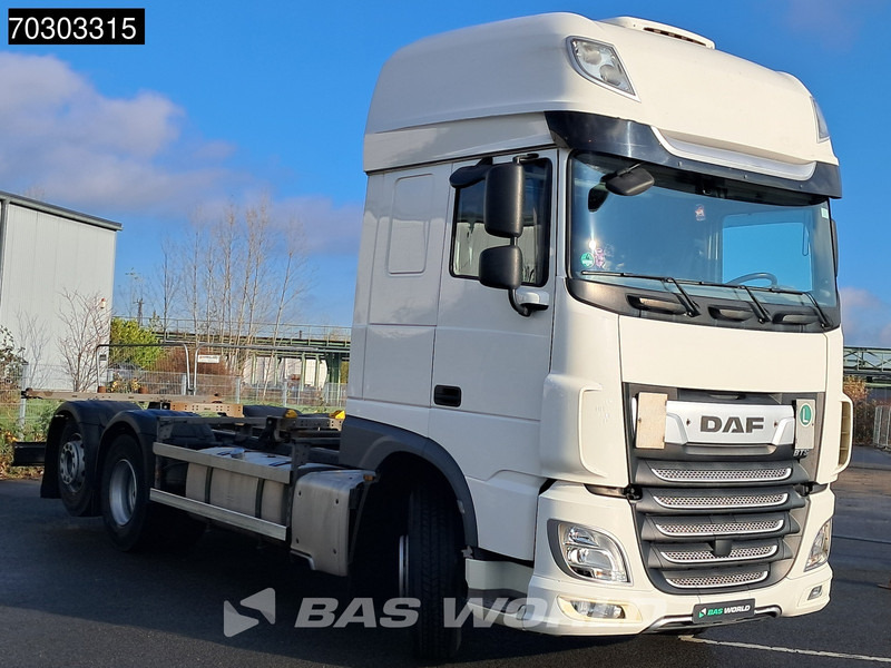 DAF XF 480 6X2 BDF SSC Retarder Lift+Steering Axle Automatic Euro 6 - Cserefelépítményes teherautó: 3 kép. DAF XF 480 6X2 BDF SSC Retarder Lift+Steering Axle Automatic Euro 6 - Cserefelépítményes teherautó: 3 kép.