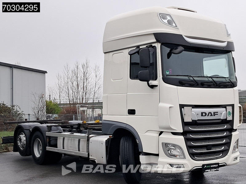 DAF XF 480 6X2 BDF SSC Retarder Lift+Steering Axle Automatic Euro 6 - Cserefelépítményes teherautó: 3 kép. DAF XF 480 6X2 BDF SSC Retarder Lift+Steering Axle Automatic Euro 6 - Cserefelépítményes teherautó: 3 kép.