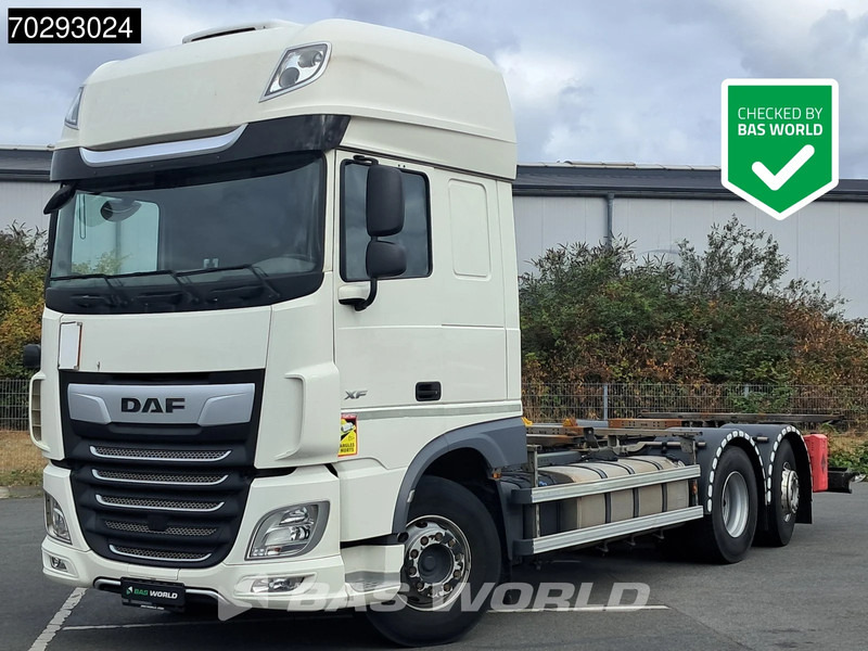 DAF XF 480 6X2 SSC FAN Retarder Lift-Lenkachse ACC LED Euro 6 - Cserefelépítményes teherautó: 1 kép. DAF XF 480 6X2 SSC FAN Retarder Lift-Lenkachse ACC LED Euro 6 - Cserefelépítményes teherautó: 1 kép.