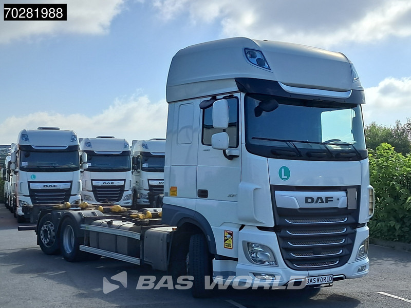 DAF XF 480 6X2 SSC Retarder 2x Tanks Lift+Lenkachse ACC LED - Cserefelépítményes teherautó: 3 kép. DAF XF 480 6X2 SSC Retarder 2x Tanks Lift+Lenkachse ACC LED - Cserefelépítményes teherautó: 3 kép.
