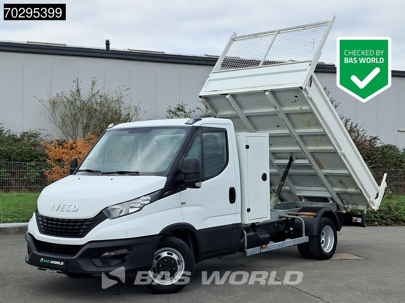 Iveco Daily 35C14 Kipper Doppelbereifung 3,5t AHK 140PS Doppelbereifung Klima Tempomat Euro6 Kieper 2m3 A/C Towbar Cruise control - Billenőplatós kisteherautó: 1 kép. Iveco Daily 35C14 Kipper Doppelbereifung 3,5t AHK 140PS Doppelbereifung Klima Tempomat Euro6 Kieper 2m3 A/C Towbar Cruise control - Billenőplatós kisteherautó: 1 kép.