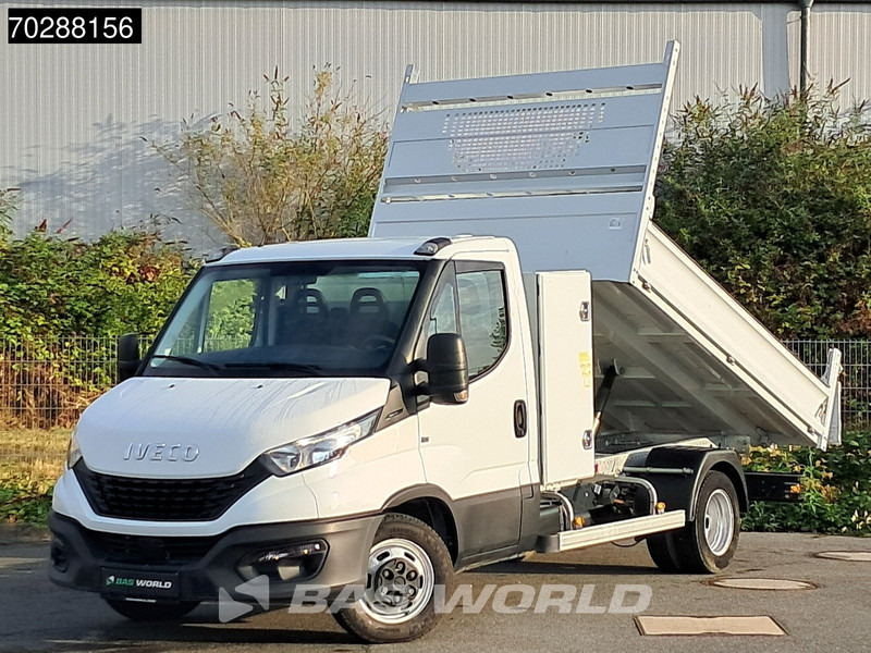 Iveco Daily 35C14 Kipper Doppelbereifung 3,5t AHK Klima Tempomat Euro6 Kieper 2m3 A/C Towbar Cruise control - Billenőplatós kisteherautó: 3 kép. Iveco Daily 35C14 Kipper Doppelbereifung 3,5t AHK Klima Tempomat Euro6 Kieper 2m3 A/C Towbar Cruise control - Billenőplatós kisteherautó: 3 kép.