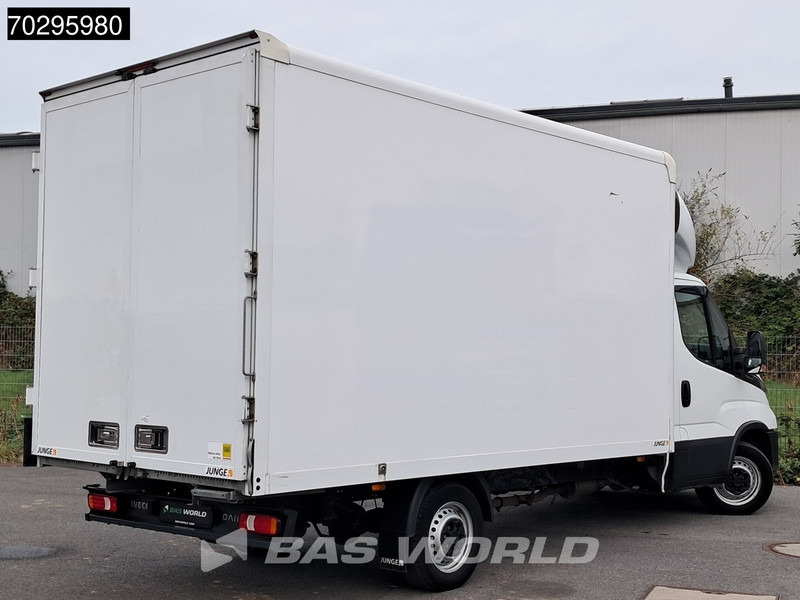 Iveco Daily 35S16 Automatik Kastenwagen Hintertüren 160PS Klimaanlage Kamera Euro6 Möbelkasten A/C - Dobozos kisteherautó: 3 kép. Iveco Daily 35S16 Automatik Kastenwagen Hintertüren 160PS Klimaanlage Kamera Euro6 Möbelkasten A/C - Dobozos kisteherautó: 3 kép.