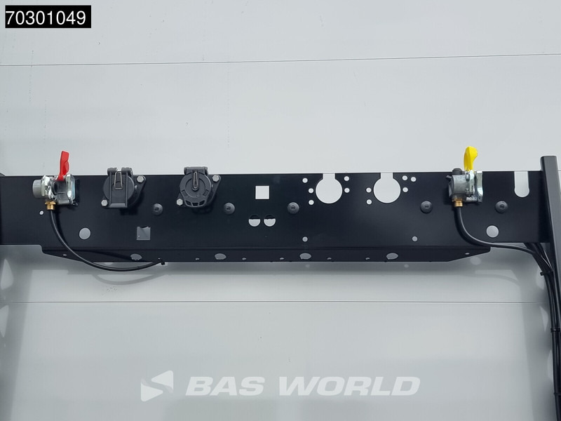 Kögel S24-1 - Ponyvás félpótkocsi: 5 kép. Kögel S24-1 - Ponyvás félpótkocsi: 5 kép.