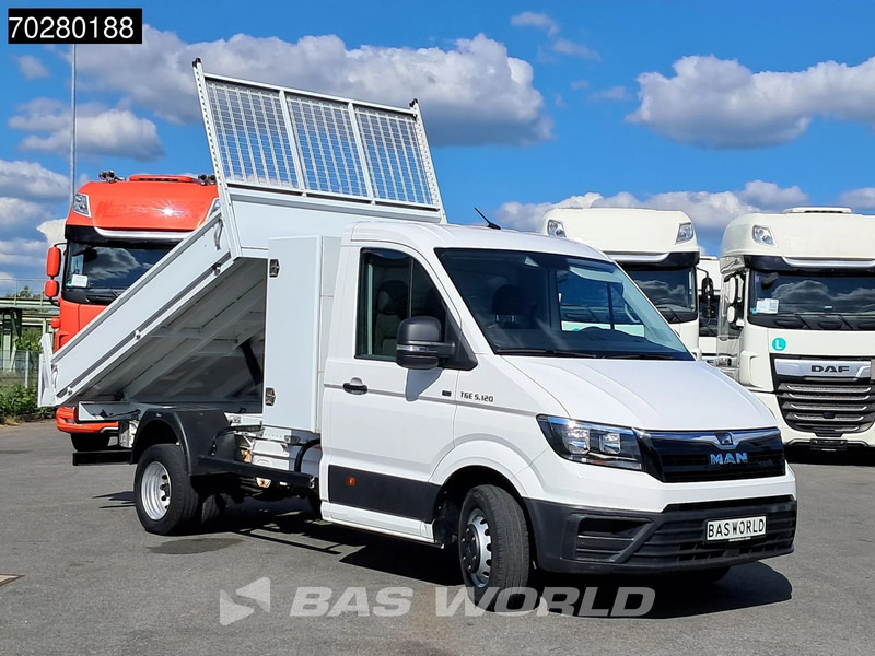MAN TGE 5.120 Kipper Doppelbereifung 3,5t AHK Navi Kamera Klima Tempomat Euro6 2m3 A/C Towbar Cruise control - Billenőplatós kisteherautó: 2 kép. MAN TGE 5.120 Kipper Doppelbereifung 3,5t AHK Navi Kamera Klima Tempomat Euro6 2m3 A/C Towbar Cruise control - Billenőplatós kisteherautó: 2 kép.