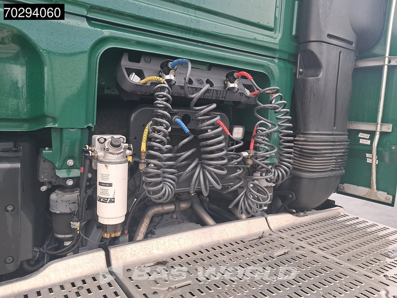 DAF XF 450 4X2 SSC Retarder Standklima LED ACC Euro 6 - Nyergesvontató: 3 kép. DAF XF 450 4X2 SSC Retarder Standklima LED ACC Euro 6 - Nyergesvontató: 3 kép.