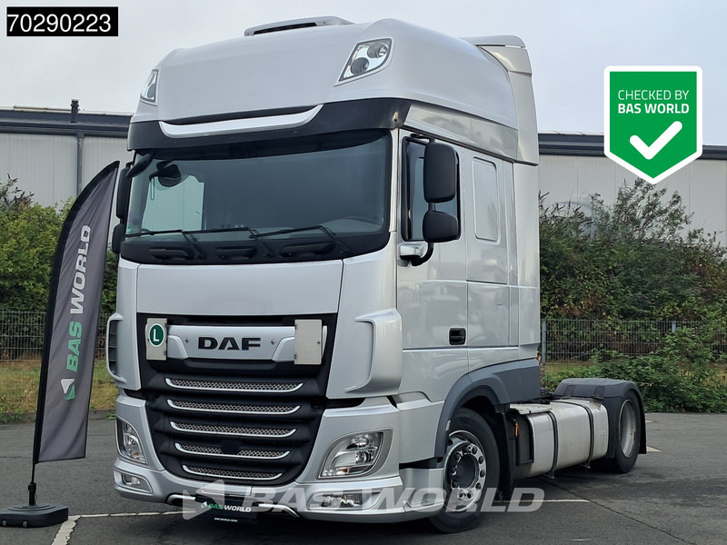 DAF XF 480 4X2 Retarder Mega Standairco 2xTanks ACC Euro 6 - Nyergesvontató: 1 kép. DAF XF 480 4X2 Retarder Mega Standairco 2xTanks ACC Euro 6 - Nyergesvontató: 1 kép.