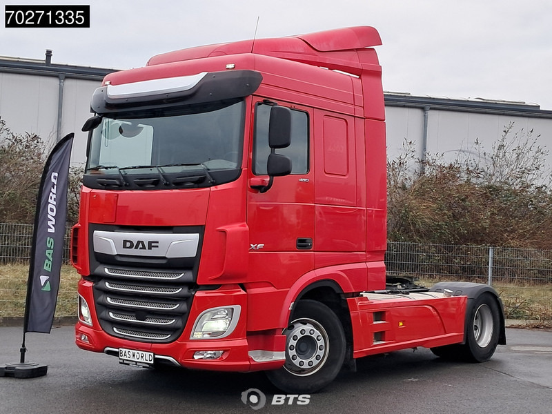 DAF XF 480 4X2 SC LED Standklima - Nyergesvontató: 1 kép. DAF XF 480 4X2 SC LED Standklima - Nyergesvontató: 1 kép.