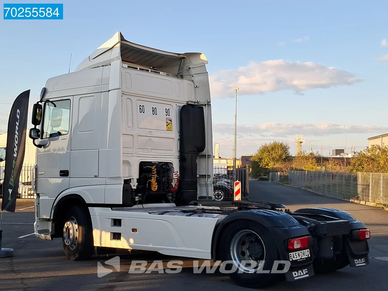 DAF XF 480 4X2 SC PTO StandKlima ACC LED - Nyergesvontató: 2 kép. DAF XF 480 4X2 SC PTO StandKlima ACC LED - Nyergesvontató: 2 kép.