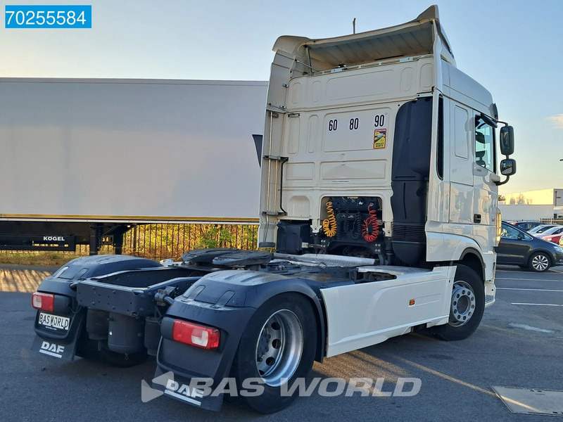 DAF XF 480 4X2 SC PTO StandKlima ACC LED - Nyergesvontató: 5 kép. DAF XF 480 4X2 SC PTO StandKlima ACC LED - Nyergesvontató: 5 kép.