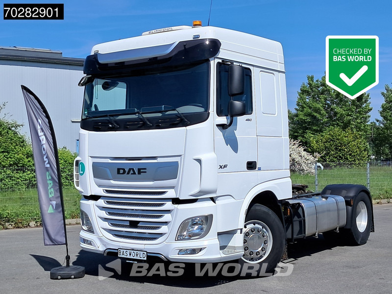 DAF XF 480 4X2 SC Retarder PTO Hydraulik Alcoa's Standklima - Nyergesvontató: 1 kép. DAF XF 480 4X2 SC Retarder PTO Hydraulik Alcoa's Standklima - Nyergesvontató: 1 kép.