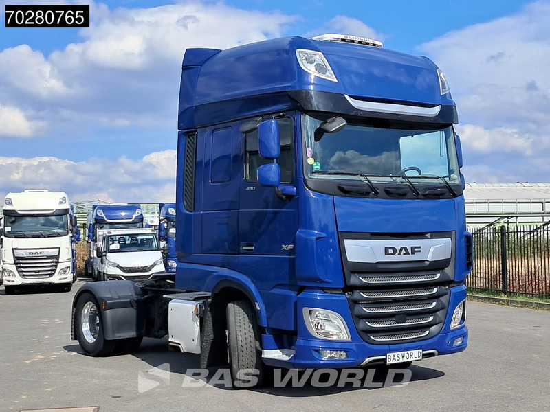 DAF XF 480 4X2 SSC Retarder PTO Standklima Alcoa's Navi ACC LED - Nyergesvontató: 3 kép. DAF XF 480 4X2 SSC Retarder PTO Standklima Alcoa's Navi ACC LED - Nyergesvontató: 3 kép.
