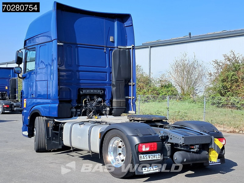DAF XF 480 4X2 SSC Retarder PTO Standklima Alcoa's Navi ACC LED - Nyergesvontató: 2 kép. DAF XF 480 4X2 SSC Retarder PTO Standklima Alcoa's Navi ACC LED - Nyergesvontató: 2 kép.