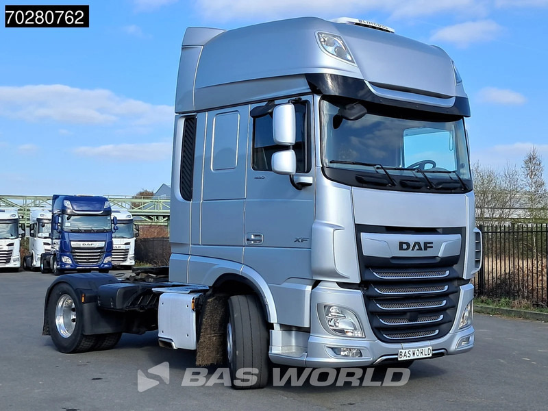 DAF XF 480 4X2 SSC Retarder Standklima Alcoa's Navi ACC LED - Nyergesvontató: 3 kép. DAF XF 480 4X2 SSC Retarder Standklima Alcoa's Navi ACC LED - Nyergesvontató: 3 kép.