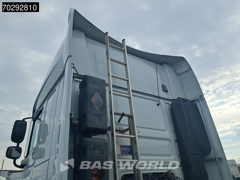 DAF XF 480 4X2 SSC Retarder Standklima LED ACC Euro 6 - Nyergesvontató: 2 kép. DAF XF 480 4X2 SSC Retarder Standklima LED ACC Euro 6 - Nyergesvontató: 2 kép.